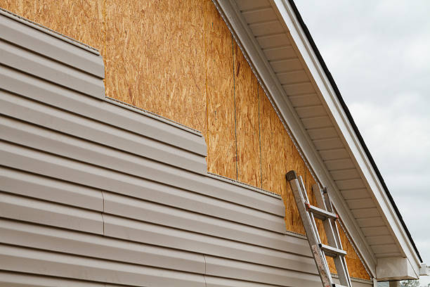 24/7 Emergency Storm Damage Siding Repair experts in Lafayette Hill, PA